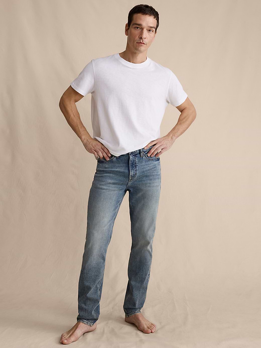 Banana Republic Slim Luxe Traveler Jean — photo 5