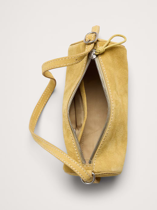 Banana Republic Leather Barrel Bag — photo 6