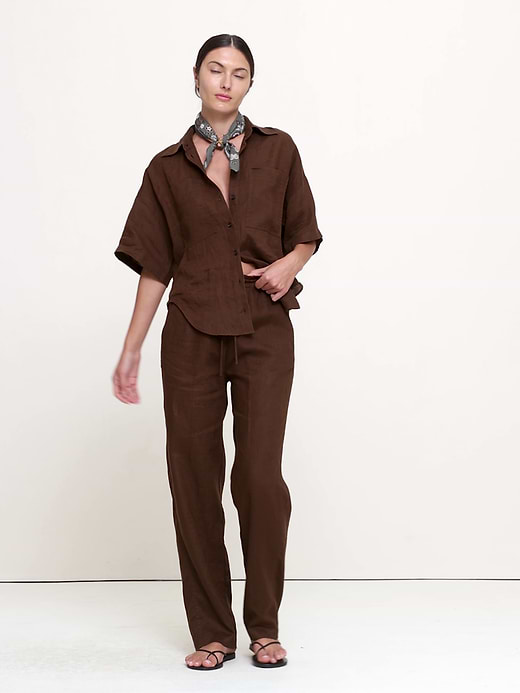 Banana Republic The Getaway Straight-Leg Pull-On Pant in Linen — photo 7