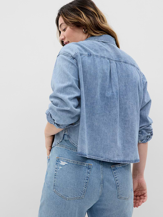 Gap UltraSoft Denim Oversized Straight-Hem Crop Shirt — photo 6
