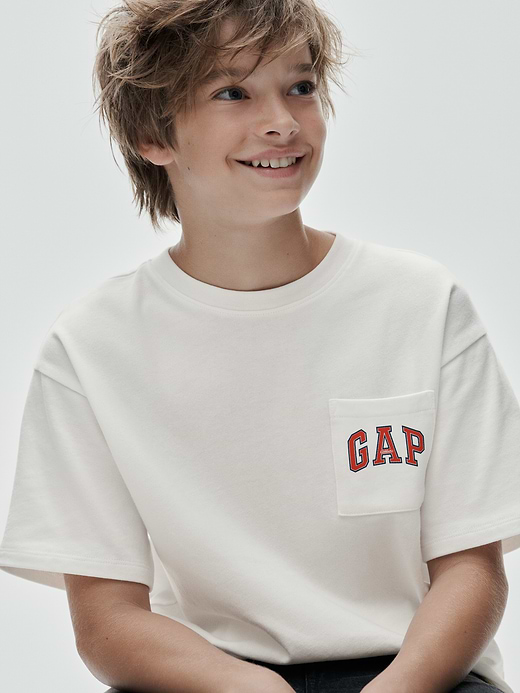 Gap Kids Heavyweight Relaxed Gap Logo T-Shirt — photo 6