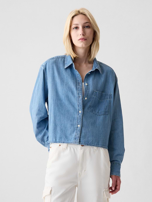 Gap UltraSoft Denim Oversized Straight-Hem Crop Shirt — photo 1