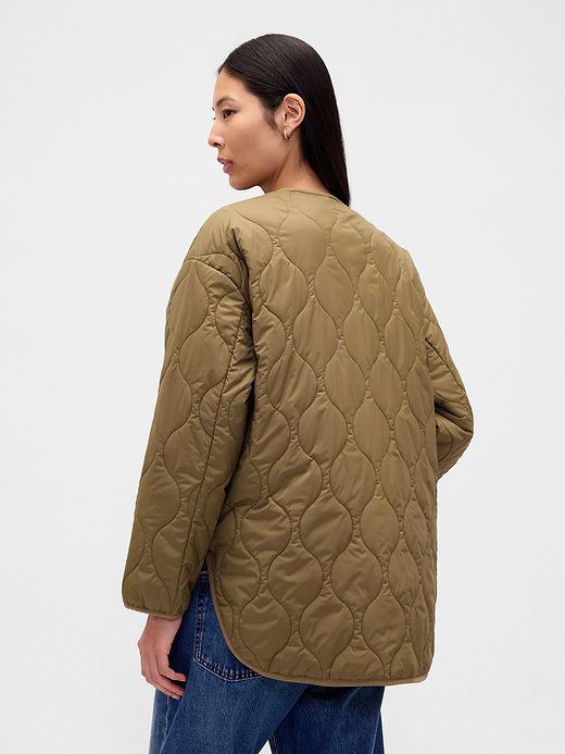 Gap Recycled Lightweight Oversized Quilted Liner Jacket — photo 4
