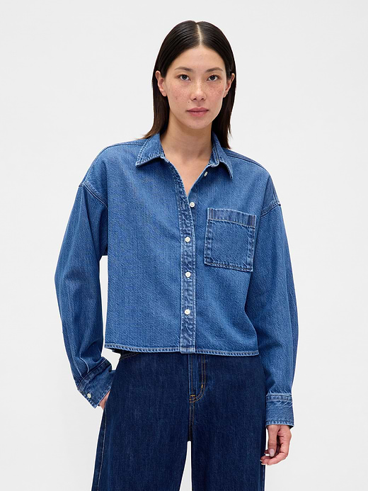 Gap UltraSoft Denim Oversized Straight-Hem Crop Shirt — photo 1