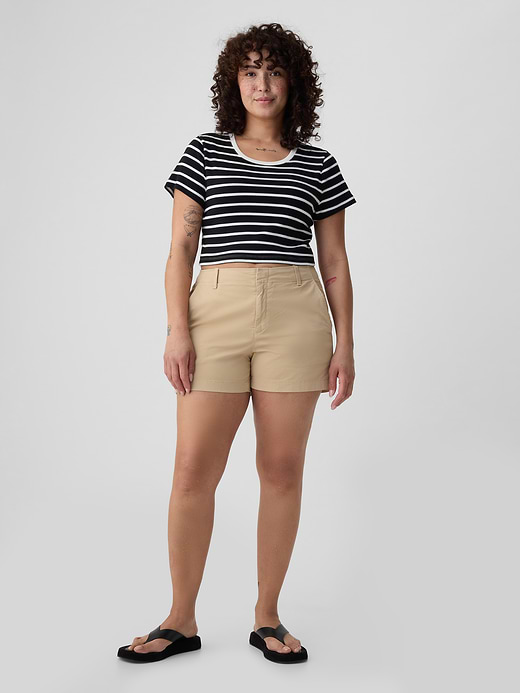 Gap 4" Downtown Khaki Shorts — photo 6