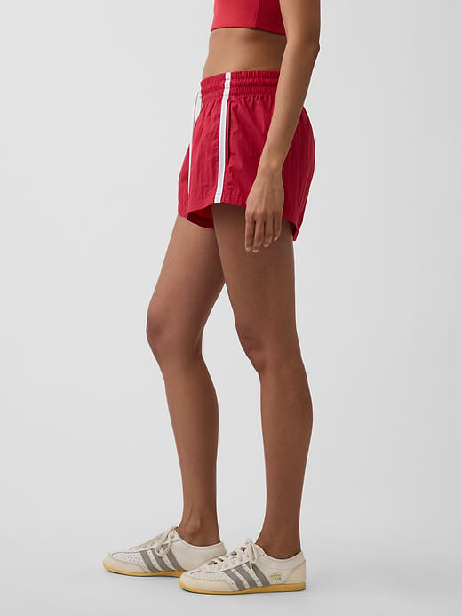 Gap 2.5" Track Shorts — photo 4