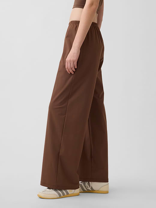 Gap GapFit Tech Low Rise Relaxed Easy Pants — photo 4