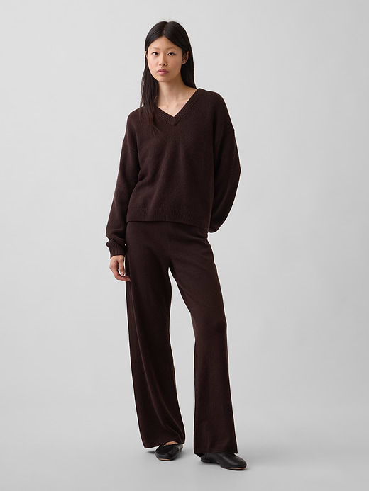 Gap CashSoft Oversized V-Neck Sweater — photo 6