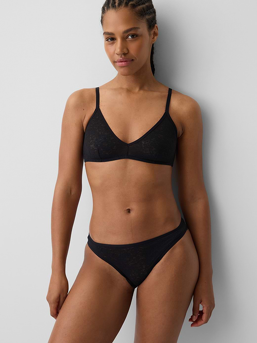 Gap Softest Lace Plunge Bralette — photo 1