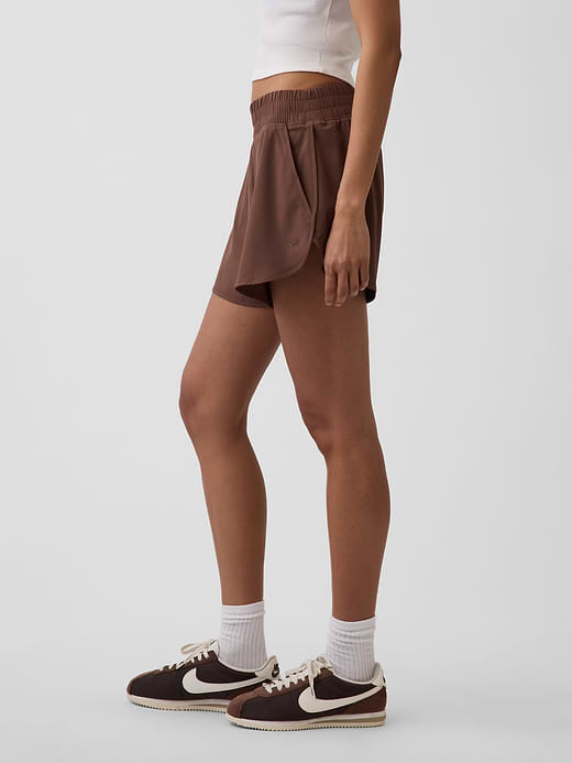 Gap GapFit Tech High Rise Running Shorts — photo 4