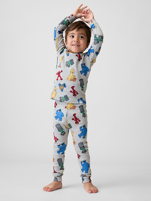 Gap Baby & Toddler  Sesame Street Organic Brushed Cotton PJ Set — photo 1