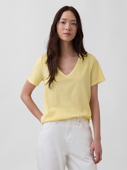 Gap Organic Cotton VintageSoft V-Neck T-Shirt — photo 1