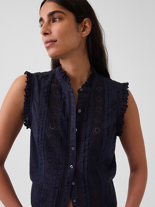 Gap Lace-Trim Pintuck Button-Front Top — photo 5