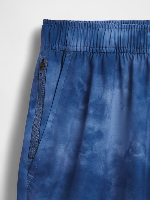Gap Kids Relaxed Quick-Dry Shorts — photo 6