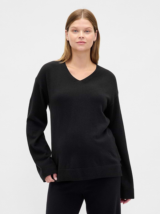 Gap Maternity CashSoft V-Neck Sweater — photo 1