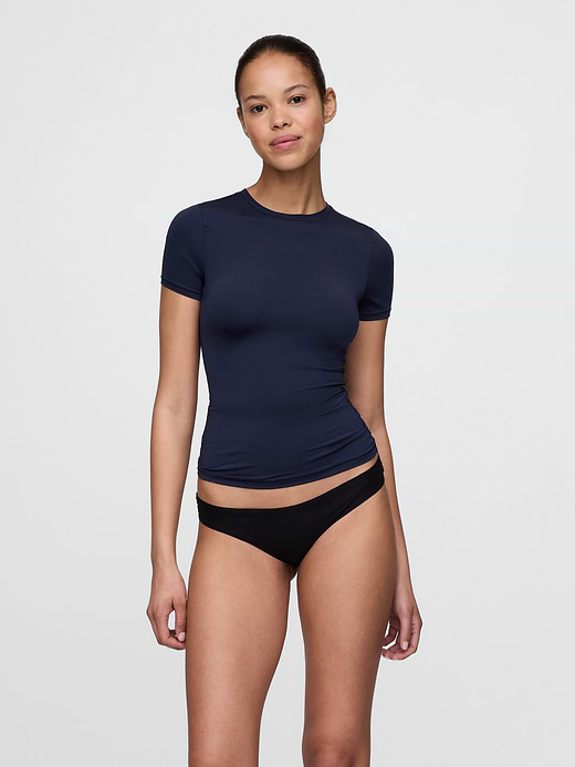 Gap SecondSkin T-Shirt — photo 1