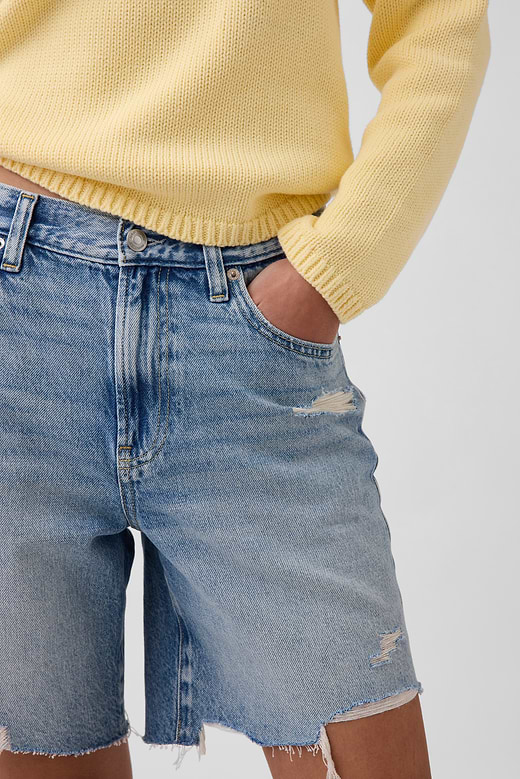 Gap 8" Mid Rise UltraSoft Loose Bermuda Shorts — photo 6