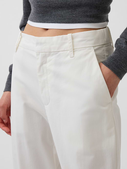 Gap Mid Rise Khakis — photo 6