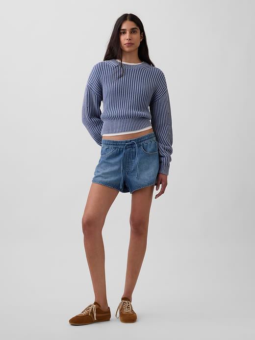 Gap Mid Rise UltraSoft Denim Easy Dolphin Shorts — photo 7