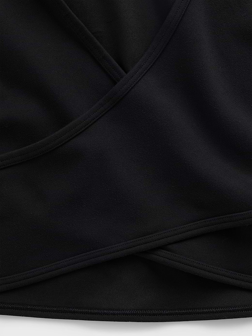 Gap GapFit Smooth Reversible Wrap Crop Top — photo 5