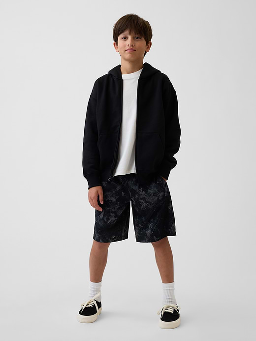 Gap Kids 8" Mesh Active Shorts — photo 1