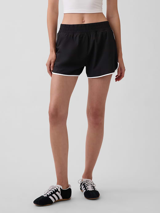 Gap GapFit Tech High Rise Running Shorts — photo 3