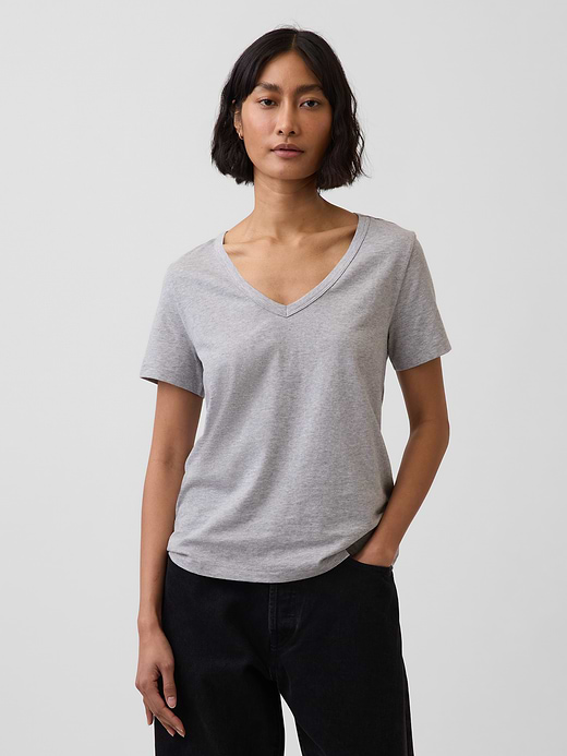 Gap Organic Cotton VintageSoft V-Neck T-Shirt — photo 1