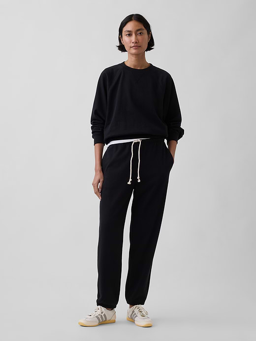Gap VintageSoft Terry Relaxed Joggers — photo 1