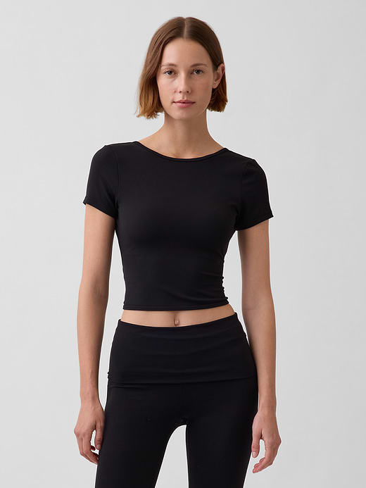 Gap GapFit Smooth Reversible Wrap Crop Top — photo 1
