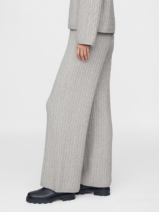 Gap CashSoft Cable-Knit Sweater Pants — photo 4
