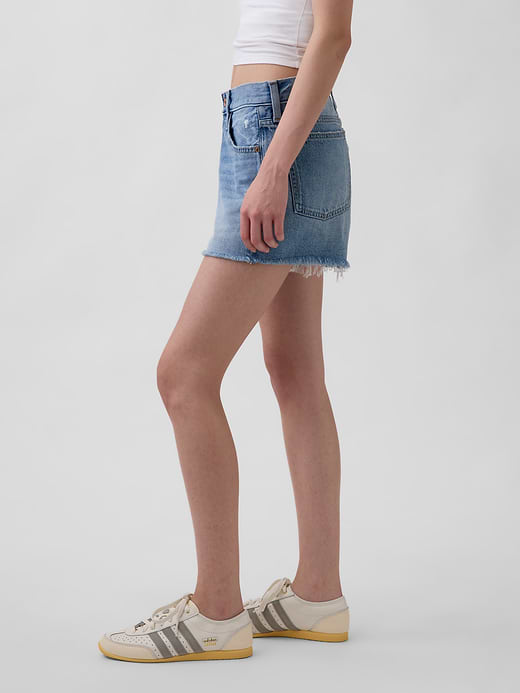 Gap 4" Mid Rise UltraSoft Relaxed Cutoff Shorts — photo 4