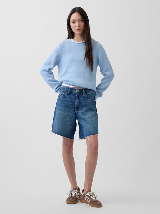Gap 8" Mid Rise UltraSoft Loose Bermuda Shorts — photo 1