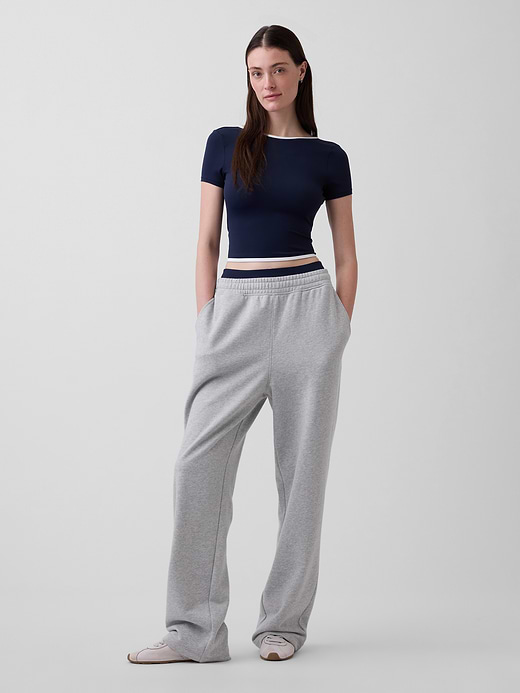 Gap GapFit Smooth Reversible Wrap Crop Top — photo 6