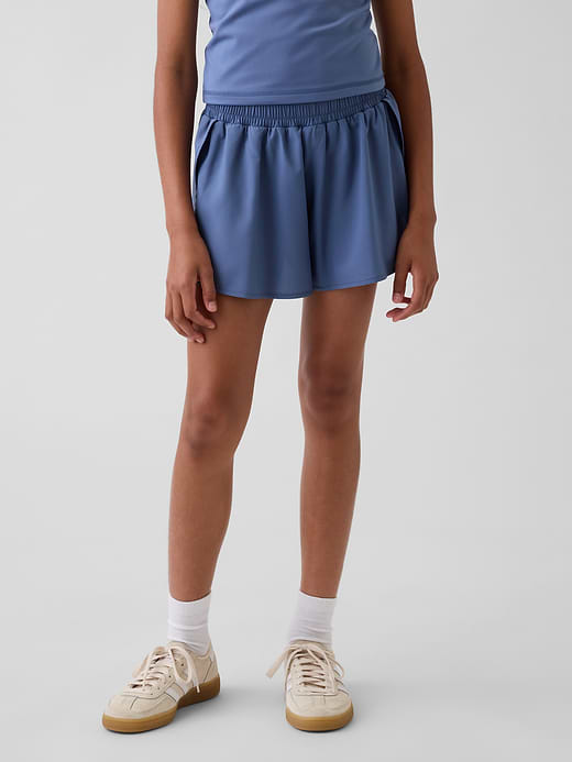 Gap Kids Quick-Dry Butterfly-Hem Run Shorts — photo 4