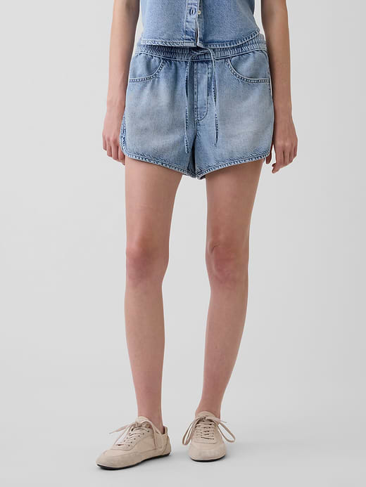 Gap Mid Rise UltraSoft Denim Easy Dolphin Shorts — photo 3
