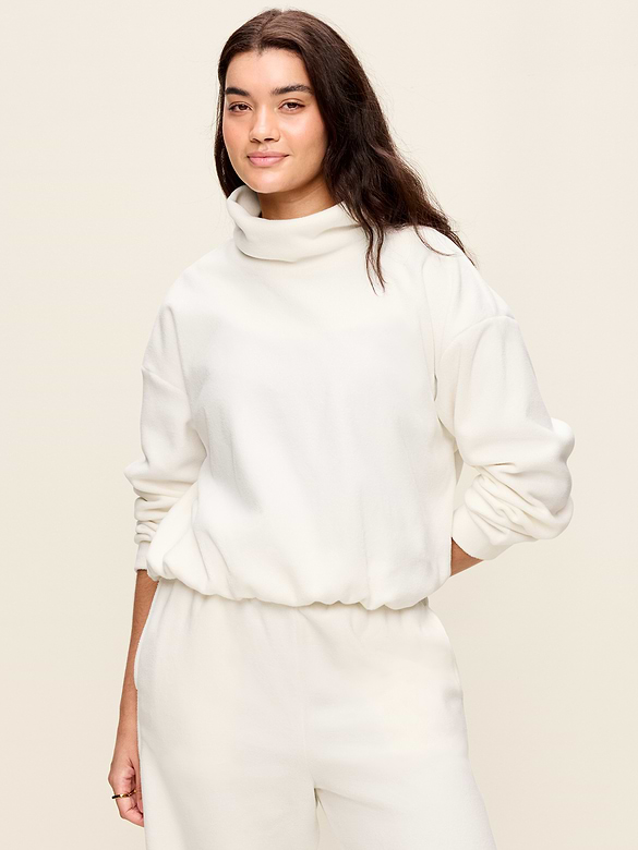 Old Navy Performance Fleece Funnel Neck Pullover — photo 6