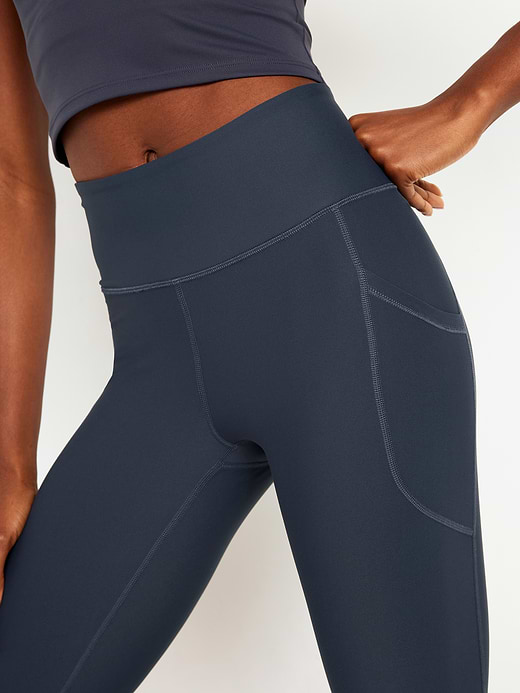 Old Navy High-Waisted PowerSoft Crop Pocket Leggings — photo 5