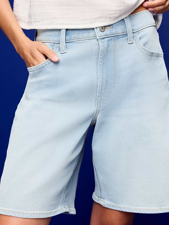 Old Navy High-Waisted Wow Jean Shorts -- 9-inch inseam — photo 6