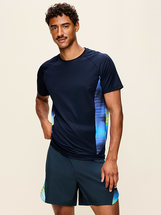 Old Navy Slim Fit Performance Vent T-Shirt