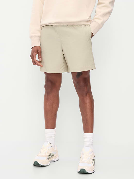 Old Navy Active Shorts -- 5-inch inseam — photo 1