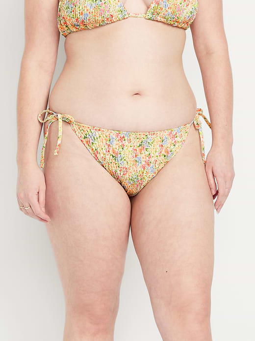 Old Navy Mid-Rise Textured String Bikini Swim Bottoms — photo 5