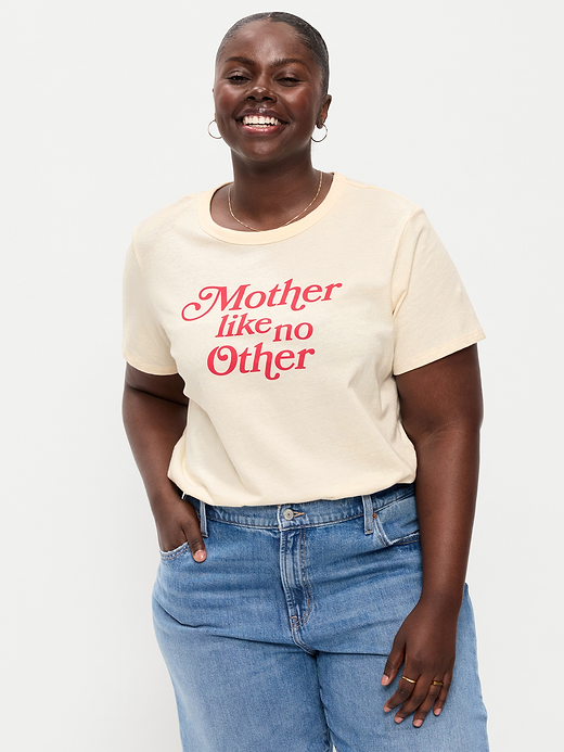 Old Navy EveryWear Crew-Neck Graphic T-Shirt — photo 9