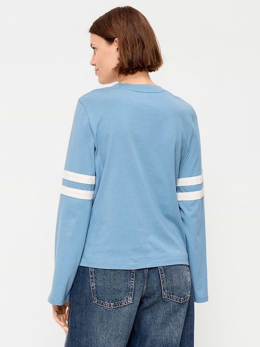 Old Navy EveryWear Long-Sleeve Graphic T-Shirt — photo 3