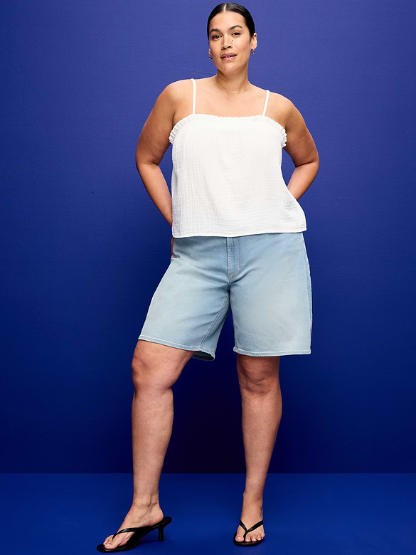 Old Navy High-Waisted Wow Jean Shorts -- 9-inch inseam — photo 5