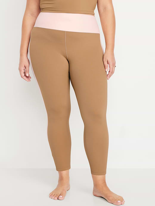 Old Navy Extra High-Waisted StudioSmooth 7/8 Leggings — photo 7