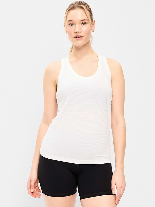 Old Navy Fluid Seamless Fitted Tank Top — photo 6