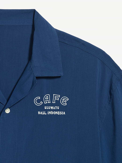 Old Navy Short-Sleeve Heavyweight Graphic Shirt — photo 6