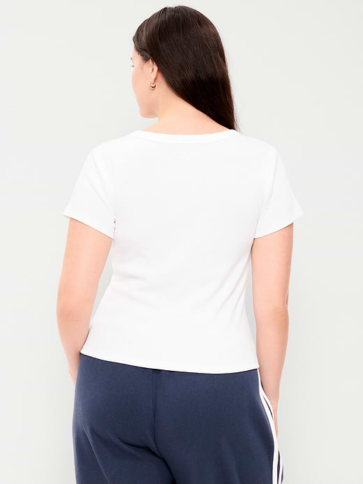Old Navy Snug Crop V-Neck Ribbed T-Shirt — photo 7