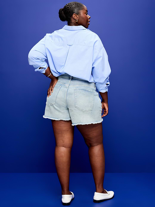 Old Navy Curvy High-Waisted OG Jean Cut-Off Shorts -- 4-inch inseam — photo 9