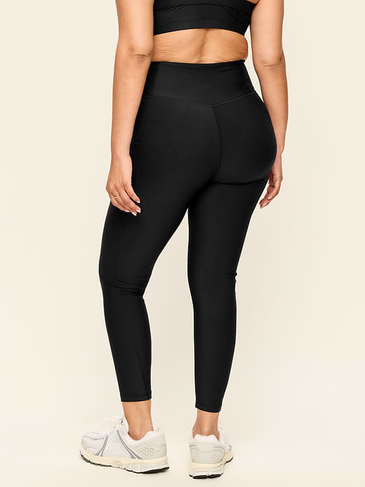 Old Navy High-Waisted PowerSoft 7/8 Pocket Leggings — photo 8